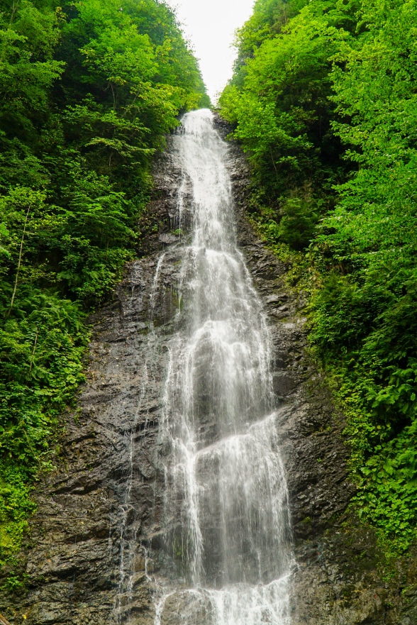 Bulut Falls